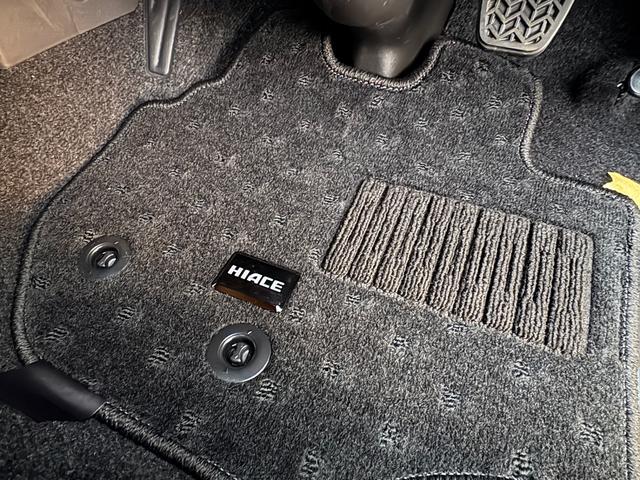 ハイエースバン スーパーGL ダークプライムS 4WD デジタルインナーミラー リアヒーター クーラー パノラマミックビューモニター AC100V(25枚目)