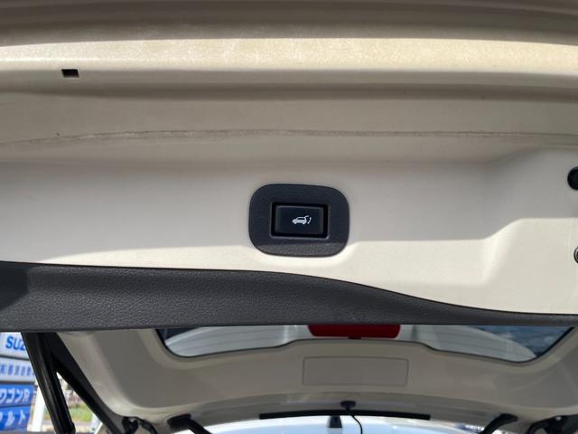 エクストレイル ２０Ｘ　エマージェンシーブレーキパッケージ　ＬＥＤライト　パワーバックドア　アラウンド　ナビ・フルセグＴＶ　ＤＶＤ　ＵＳＢ　Ｂｌｕｅｔｏｏｔｈ　パーキングアシスト　ＢＳＭ　クリアランスソナー　１オーナー　夏・冬タイヤＡ　エンジンスタータ　ＥＴＣ（15枚目）