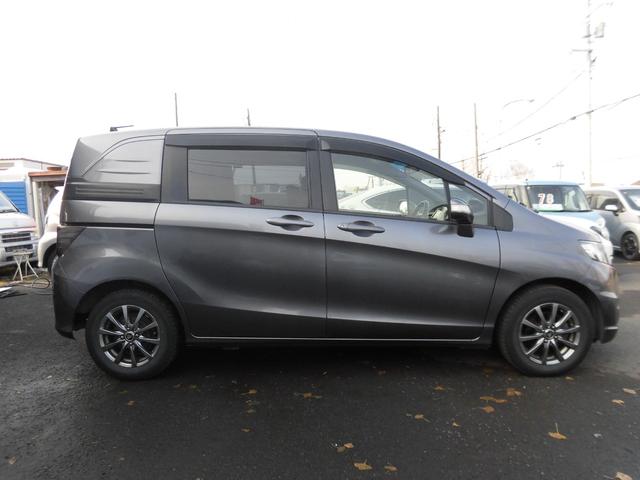 フリードスパイク Ｇ　ジャストセレクション　Ｇａｔｈｅｒｓナビ、ワンセグＴＶ　オートエアコン　ＥＴＣ　トラクションコントロール　禁煙車　左リアパワースライドドア（7枚目）