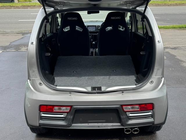 アルトワークス ベースグレード　４ＷＤ　ターボ　レカロシート　フジツボマフラー　カヤバ　５速マニュアル　ナビ　フルセグ　ＰＵＳＨスタート　盗難防止システム　オートライト　ダブルエアバック　衝突安全ボディ　イモビライザー　本州仕入れ（35枚目）