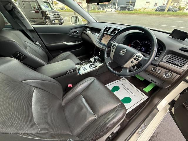 クラウン ２．５アスリートｉ－Ｆｏｕｒ　プレミアムエディション　★サンルーフ★革シート★Ｂカメラ★Ｂｌｕｅｔｏｏｔｈ★ＥＴＣ★クルコン★エンスタ★シートヒーター★シートエアコン★パワーシート★ＰＵＳＨスタート★エアバック★盗難防止システム★キーレス★ナビ★ＴＶ（28枚目）