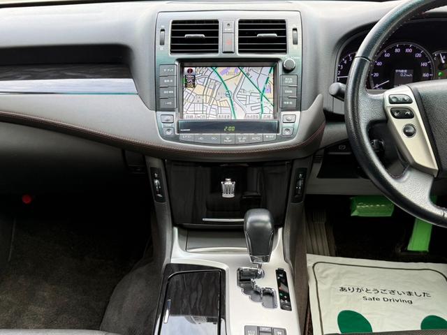 クラウン ２．５アスリートｉ－Ｆｏｕｒ　プレミアムエディション　★サンルーフ★革シート★Ｂカメラ★Ｂｌｕｅｔｏｏｔｈ★ＥＴＣ★クルコン★エンスタ★シートヒーター★シートエアコン★パワーシート★ＰＵＳＨスタート★エアバック★盗難防止システム★キーレス★ナビ★ＴＶ（52枚目）