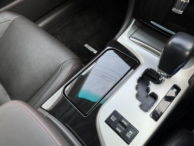 クラウン ２．５アスリートｉ－Ｆｏｕｒ　プレミアムエディション　★サンルーフ★革シート★Ｂカメラ★Ｂｌｕｅｔｏｏｔｈ★ＥＴＣ★クルコン★エンスタ★シートヒーター★シートエアコン★パワーシート★ＰＵＳＨスタート★エアバック★盗難防止システム★キーレス★ナビ★ＴＶ（57枚目）