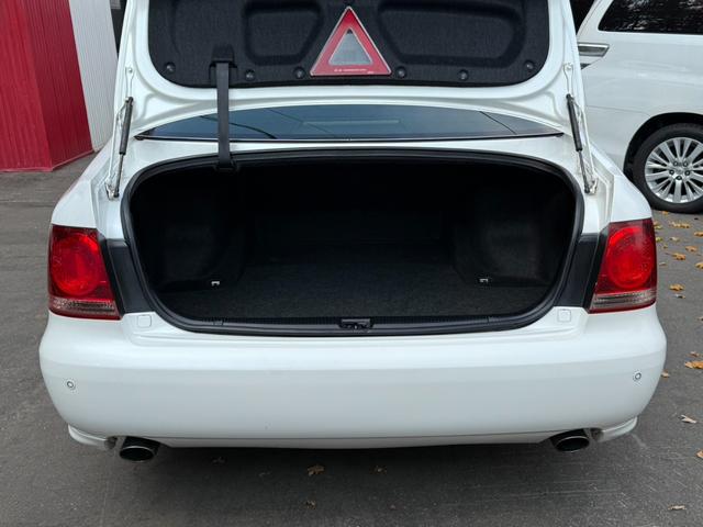 クラウン アスリートｉ－Ｆｏｕｒプレミアムエディション　★４ＷＤ★革シート★ＥＴＣ★Ｂカメラ★クルコン★シートヒーター★ＰＵＳＨスタート★キーレス★ナビ★盗難防止システム★エアバック★本州仕入れ（33枚目）