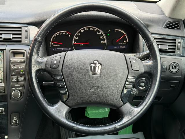 クラウン アスリートｉ－Ｆｏｕｒプレミアムエディション　★４ＷＤ★革シート★ＥＴＣ★Ｂカメラ★クルコン★シートヒーター★ＰＵＳＨスタート★キーレス★ナビ★盗難防止システム★エアバック★本州仕入れ（49枚目）