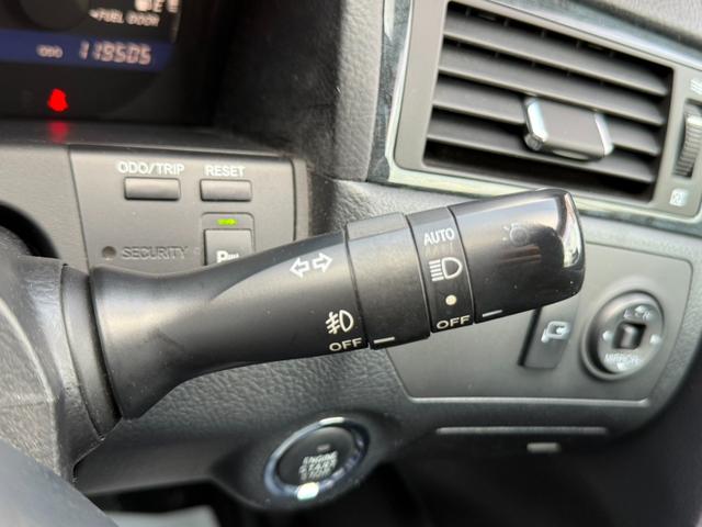 クラウン アスリートｉ－Ｆｏｕｒプレミアムエディション　★４ＷＤ★革シート★ＥＴＣ★Ｂカメラ★クルコン★シートヒーター★ＰＵＳＨスタート★キーレス★ナビ★盗難防止システム★エアバック★本州仕入れ（53枚目）