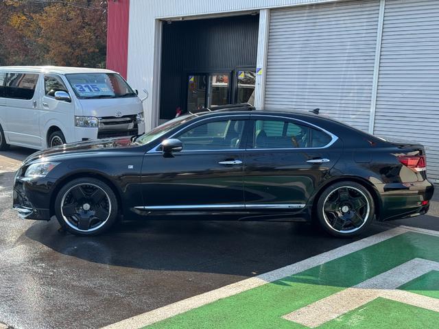 ＬＳ ＬＳ６００ｈ　Ｆスポーツ　★４ＷＤ★革シート★サンルーフ★ＴＲＤマフラー★エアロ★マークレビンソンサウンド★ロリンザＡＷ★ＥＴＣ★Ｂカメラ★Ｂｌｕｅｔｏｏｔｈ★パワーバックドア★パワーシート★キーレス★ナビ★本州仕入れ（34枚目）