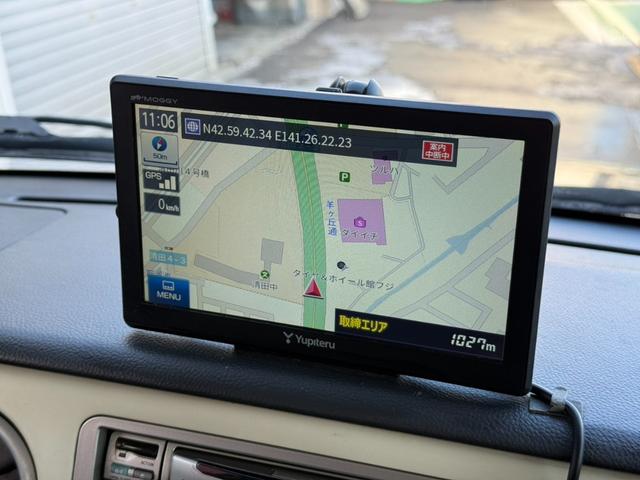 アルトラパン Ｘ　４ＷＤ　シートヒーター　エアバック　盗難防止システム　ナビ（4枚目）