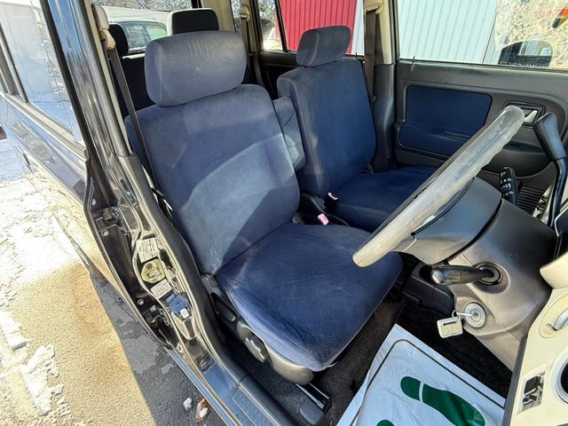 アルトラパン Ｘ　４ＷＤ　シートヒーター　エアバック　盗難防止システム　ナビ（21枚目）