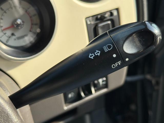 アルトラパン Ｇ　エアバック　盗難防止システム　キーレス（28枚目）