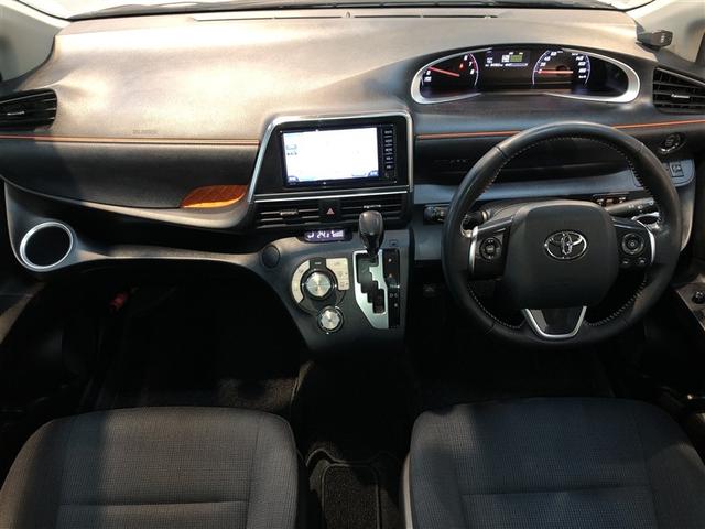 シエンタ Ｇ　衝突被害軽減　ウォークスルー　ＶＳＣ　リアカメラ　デュアルパワースライドドア　メディアプレイヤー接続　４ＷＤ車　キーフリーシステム　ＡＡＣ　パワーウインドウ　ナビ＆ＴＶ　寒冷地　三列シート　メモリナビ（2枚目）