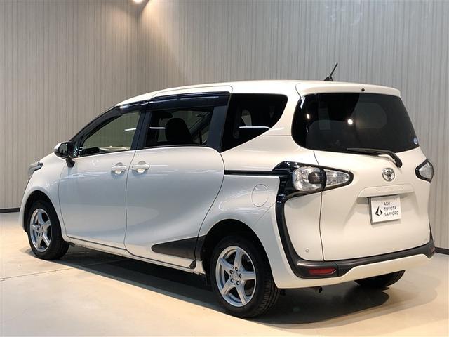 シエンタ Ｇ　衝突被害軽減　ウォークスルー　ＶＳＣ　リアカメラ　デュアルパワースライドドア　メディアプレイヤー接続　４ＷＤ車　キーフリーシステム　ＡＡＣ　パワーウインドウ　ナビ＆ＴＶ　寒冷地　三列シート　メモリナビ（7枚目）