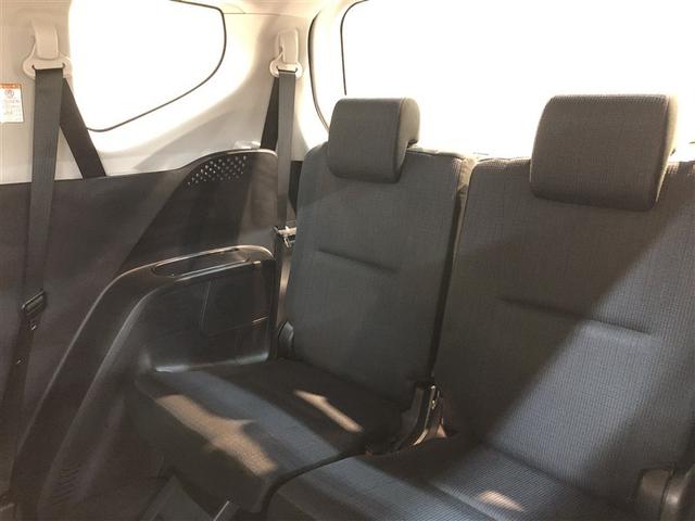 シエンタ Ｇ　衝突被害軽減　ウォークスルー　ＶＳＣ　リアカメラ　デュアルパワースライドドア　メディアプレイヤー接続　４ＷＤ車　キーフリーシステム　ＡＡＣ　パワーウインドウ　ナビ＆ＴＶ　寒冷地　三列シート　メモリナビ（12枚目）