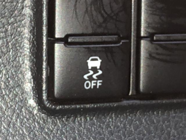 シエンタ Ｇ　衝突被害軽減　ウォークスルー　ＶＳＣ　リアカメラ　デュアルパワースライドドア　メディアプレイヤー接続　４ＷＤ車　キーフリーシステム　ＡＡＣ　パワーウインドウ　ナビ＆ＴＶ　寒冷地　三列シート　メモリナビ（25枚目）