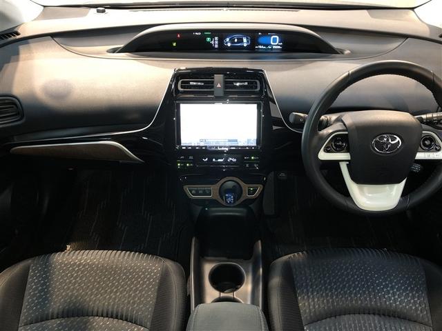 プリウス S 衝突軽減 4wd フルセグTV エアコン LEDヘッドライト バックガイドモニター クルコン 寒冷地仕様 ETC車載器 盗難防止システム メモリナビ パワーステアリング カーテンエアバック ABS(2枚目)