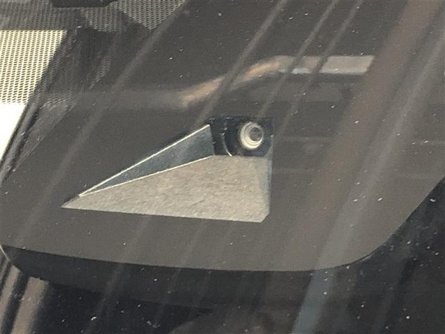 プリウス S 衝突軽減 4wd フルセグTV エアコン LEDヘッドライト バックガイドモニター クルコン 寒冷地仕様 ETC車載器 盗難防止システム メモリナビ パワーステアリング カーテンエアバック ABS(5枚目)