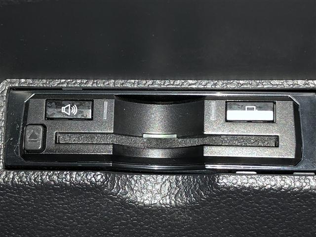 プリウス S 衝突軽減 4wd フルセグTV エアコン LEDヘッドライト バックガイドモニター クルコン 寒冷地仕様 ETC車載器 盗難防止システム メモリナビ パワーステアリング カーテンエアバック ABS(24枚目)