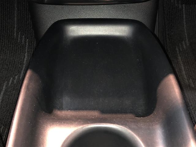 プリウス S 衝突軽減 4wd フルセグTV エアコン LEDヘッドライト バックガイドモニター クルコン 寒冷地仕様 ETC車載器 盗難防止システム メモリナビ パワーステアリング カーテンエアバック ABS(31枚目)