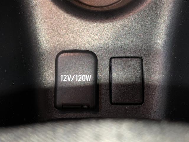 プリウス S 衝突軽減 4wd フルセグTV エアコン LEDヘッドライト バックガイドモニター クルコン 寒冷地仕様 ETC車載器 盗難防止システム メモリナビ パワーステアリング カーテンエアバック ABS(33枚目)