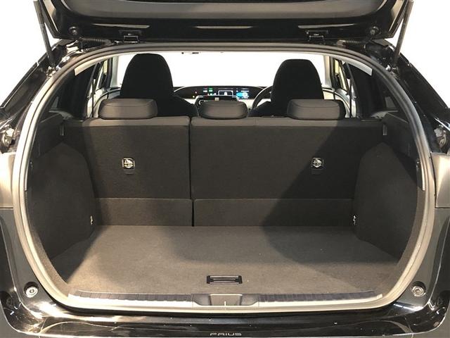 プリウス S 衝突軽減 4wd フルセグTV エアコン LEDヘッドライト バックガイドモニター クルコン 寒冷地仕様 ETC車載器 盗難防止システム メモリナビ パワーステアリング カーテンエアバック ABS(34枚目)
