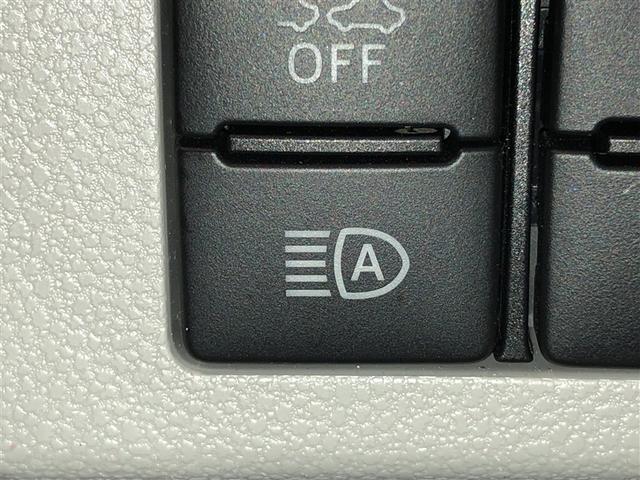 ピクシスエポック Ｘ　ＳＡＩＩＩ　誤発進抑制機能　キーレスエントリー　ＬＥＤヘッドライト　ＥＴＣ　アイドリングストップ　４ＷＤ　ナビ　バックカメラ　ＡＢＳ　エアコン　Ｗエアバック　メモリーナビ（21枚目）