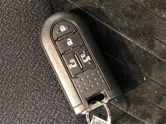 タント Ｘ　ＶＳ　ＳＡＩＩＩ　衝突軽減ブレーキ　ＬＥＤヘッドライト　両側電動スライドドア　スマートキー　オートエアコン　アイドリングストップ　４ＷＤ（20枚目）