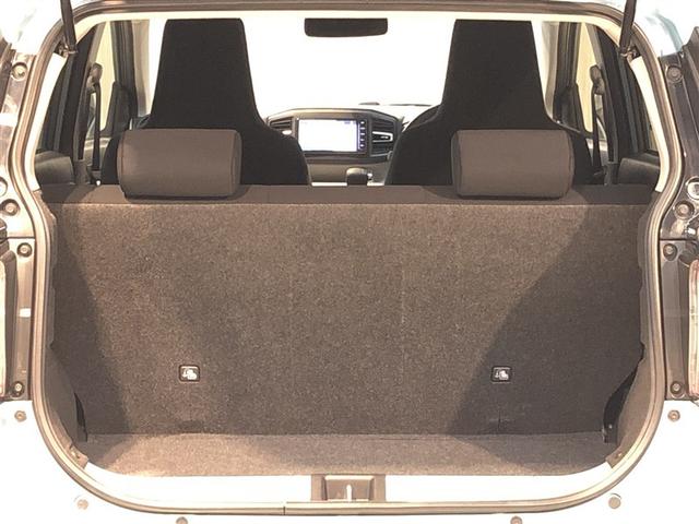 ラゲージスペース、積み荷に合わせて自由に変化。