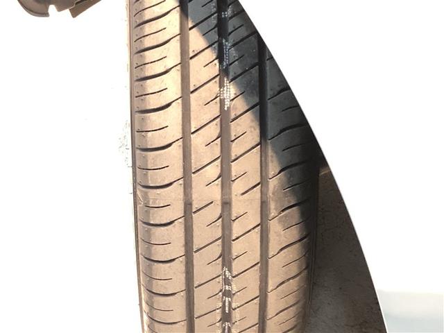 タイヤの側面には、製造年が刻印されている物があります。しっかりと確認しましょう♪