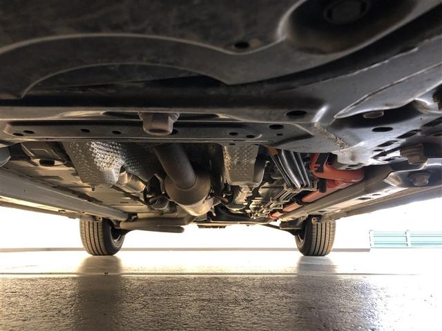 アクア Ｘ　ＡＣ１００Ｖ電源　オートエアコン　ＬＥＤヘッド　クルーズコントロール　ナビ　バックカメラ　ＥＴＣ　サイドエアバッグ　スマートキー　４ＷＤ　盗難防止システム　エアバッグ　メモリーナビ　ＥＳＣ　ＡＢＳ（8枚目）