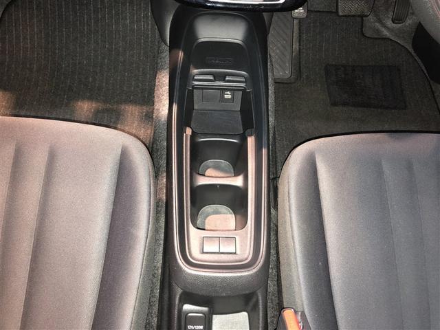 アクア Ｘ　ＡＣ１００Ｖ電源　オートエアコン　ＬＥＤヘッド　クルーズコントロール　ナビ　バックカメラ　ＥＴＣ　サイドエアバッグ　スマートキー　４ＷＤ　盗難防止システム　エアバッグ　メモリーナビ　ＥＳＣ　ＡＢＳ（29枚目）