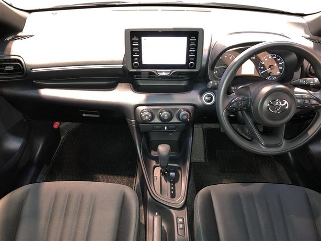 ヤリス Ｘ　追突防止装置　ドラレコ　ＶＳＣ　スマートキー＆プッシュスタート　イモビライザー　寒冷地仕様　マニュアルエアコン　ＥＴＣ付　ナビ　Ａクルコン　４ＷＤ　パワーウインドウ　ＡＢＳ　キーレス　エアバッグ（2枚目）