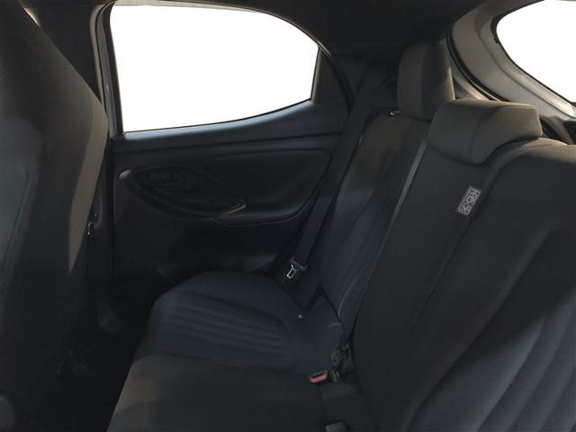 ヤリス Ｘ　追突防止装置　ドラレコ　ＶＳＣ　スマートキー＆プッシュスタート　イモビライザー　寒冷地仕様　マニュアルエアコン　ＥＴＣ付　ナビ　Ａクルコン　４ＷＤ　パワーウインドウ　ＡＢＳ　キーレス　エアバッグ（11枚目）