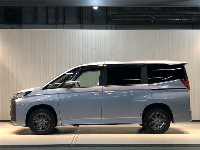 ノア S-Z バックモニター LED ワンオーナー TSS キーレス デュアルエアコン 寒冷地仕様 オートクルーズコントロール 4WD パワーウィンドウ パワーステアリング ETC ミュージックプレイヤー接続可(6枚目)