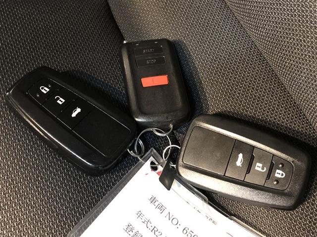 カローラ ハイブリッド　Ｇ－Ｘ　エアコン　ＬＥＤライト　フルセグＴＶ　ＥＳＣ　クルーズコントロール　ＡＢＳ　盗難防止システム　メモリーナビ　アイドリングストップ　４ＷＤ　寒冷地仕様　スマートキー　衝突被害軽減システム　ＥＴＣ（22枚目）