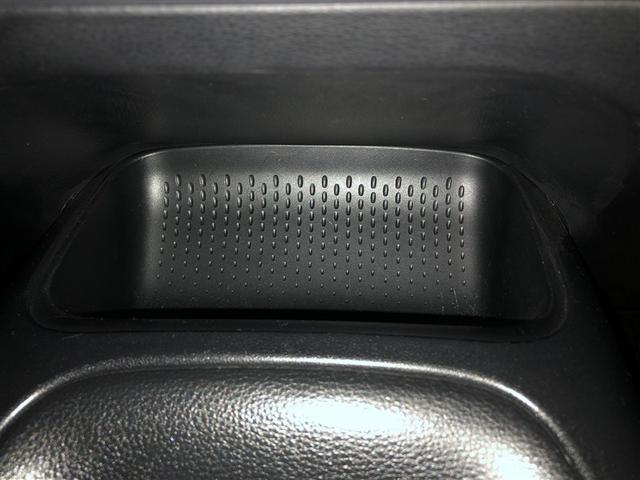 カローラ ハイブリッド　Ｇ－Ｘ　エアコン　ＬＥＤライト　フルセグＴＶ　ＥＳＣ　クルーズコントロール　ＡＢＳ　盗難防止システム　メモリーナビ　アイドリングストップ　４ＷＤ　寒冷地仕様　スマートキー　衝突被害軽減システム　ＥＴＣ（34枚目）