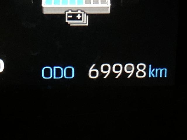 カローラ ハイブリッド　Ｇ－Ｘ　エアコン　ＬＥＤライト　フルセグＴＶ　ＥＳＣ　クルーズコントロール　ＡＢＳ　盗難防止システム　メモリーナビ　アイドリングストップ　４ＷＤ　寒冷地仕様　スマートキー　衝突被害軽減システム　ＥＴＣ（38枚目）