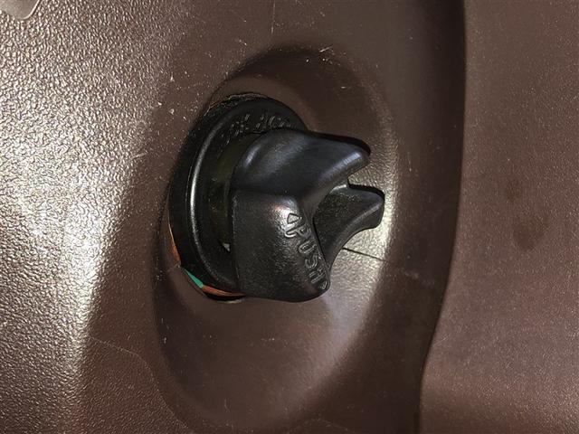 パッソ １．０Ｘ　Ｌパッケージ・キリリ　ＡＵＸ　盗難防止　ＡＢＳ　キーレス　アルミホイール　スマートキー　パワーステアリング　オートエアコン　ベンチシート　ドライブレコーダー　４ＷＤ　ＥＴＣ　ワンセグ　寒冷地仕様　ナビＴＶ　パワーウィンドウ（16枚目）