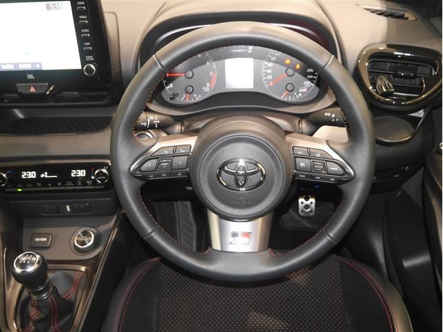 ＧＲヤリス ＲＺ　ファースト　エディション　メモリーナビ　ＬＥＤヘッドライト　寒冷地仕様　横滑り防止装置　バックカメラ　４ＷＤ　ＥＴＣ　アイドリングストップ　ミュージックプレイヤー接続可　衝突被害軽減システム　スマートキー　ドライブレコーダー（10枚目）