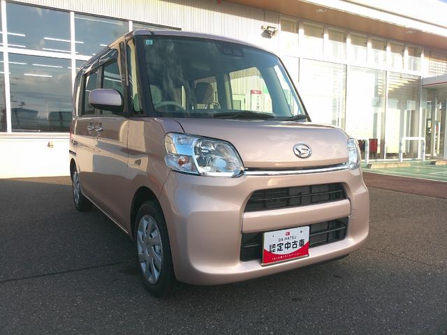 タント Ｘ　ＳＡＩＩＩ　４ＷＤ　両側スライドドア左電動　夏冬タイヤ　ダイハツ純正ナビ　バックモニター　スマートアシスト　オートエアコン　オートライト　リモコンエンジンスターター　運転席シートヒーター　アイドリングストップ（3枚目）