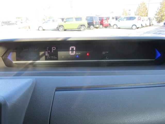 タント カスタムXセレクション 4WD 両側パワースライドドア ダイハツ純正ナビ バックモニター リモコンエンジンスターター 運転席助手席シートヒーター オートエアコン LEDヘッドライト オートライト アルミホイール(16枚目)