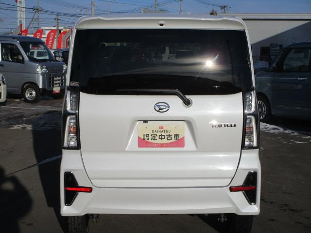 タント カスタムＸ　４ＷＤ　両側パワースライドドア　ＬＥＤヘッドライト　オートライト　オートエアコン　運転席助手席シートヒーター　オーディオレス　デジタルメーター　キーフリーシステム　アイドリングストップ（3枚目）