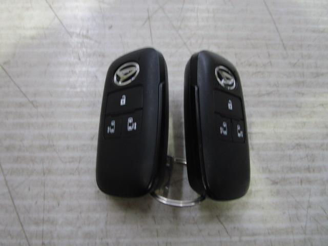 タント カスタムＲＳ　４ＷＤ　ターボ　両側パワースライドドア　ＬＥＤヘッドライト　オートライト　オートエアコン　オーディオレス　シートヒーター　前後コーナーセンサー　後席テーブル　アイドリングストップ（28枚目）