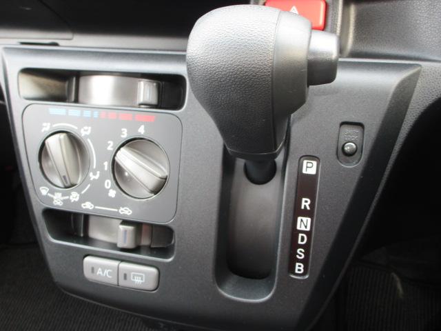 ミライース L 4WD 夏冬タイヤ デジタルメーター キーレスエントリー オーディオレス パワーウィンドウ(11枚目)