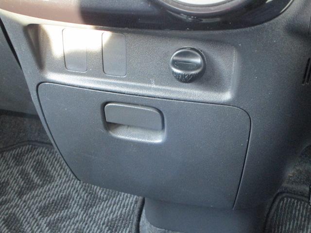 タント カスタムXスペシャル 4WD 左パワースライドドア HIDヘッドライト フォグランプ キーフリーシステム カーナビ リモコンエンジンスターター(25枚目)
