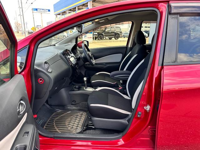 ノート X FOUR スマートセーフティエディション 4WD 全周囲カメラ ナビ クリアランスソナー レーンアシスト 衝突被害軽減システム アルミホイール オートライト スマートキー 電動格納ミラー CVT 盗難防止システム 衝突安全ボディ ABS(34枚目)