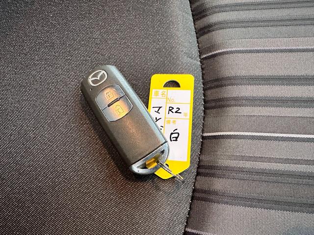MAZDA2 15C 4WD バックカメラ ナビ クリアランスソナー レーンアシスト 衝突被害軽減システム オートライト LEDヘッドランプ スマートキー アイドリングストップ 電動格納ミラー AT 盗難防止システム(13枚目)