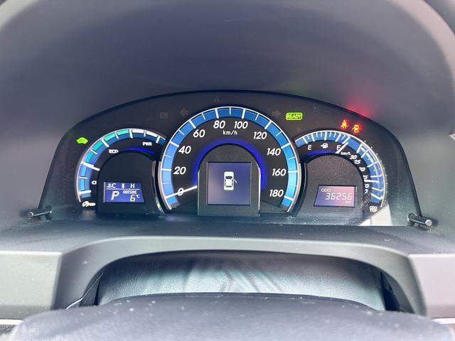カムリ ハイブリッド Gパッケージ バックカメラ ナビ アルミホイール HID サンルーフ CVT スマートキー アイドリングストップ 電動格納ミラー 盗難防止システム パワーシート 衝突安全ボディ ABS ESC エアコン(10枚目)