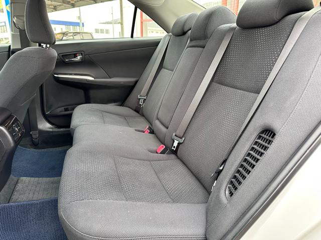 カムリ ハイブリッド Gパッケージ バックカメラ ナビ アルミホイール HID サンルーフ CVT スマートキー アイドリングストップ 電動格納ミラー 盗難防止システム パワーシート 衝突安全ボディ ABS ESC エアコン(31枚目)