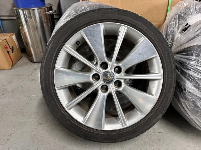 カムリ ハイブリッド Gパッケージ バックカメラ ナビ アルミホイール HID サンルーフ CVT スマートキー アイドリングストップ 電動格納ミラー 盗難防止システム パワーシート 衝突安全ボディ ABS ESC エアコン(34枚目)