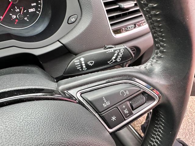 Ｑ３ ２．０ＴＦＳＩクワトロ１８０ＰＳ　４ＷＤ　バックカメラ　クリアランスソナー　ナビ　オートライト　ＨＩＤ　アルミホイール　スマートキー　アイドリングストップ　電動格納ミラー　ＡＴ　盗難防止システム　ＣＤ　ＡＢＳ　ＥＳＣ　エアコン（10枚目）